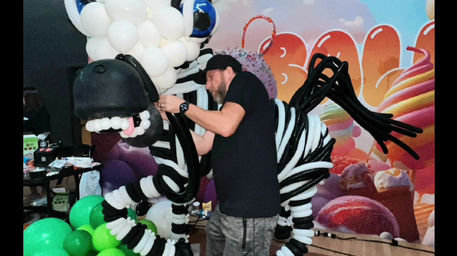 World Champion Balloon Artistry
